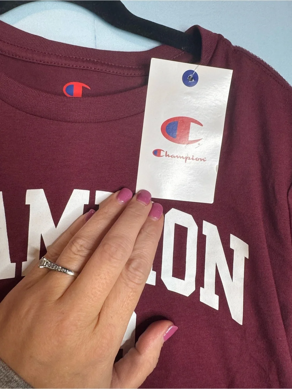 NWT Medium 10/12 Champion Boys Maroon Short Sleeve Graphic Tee Shirt Wine A0210